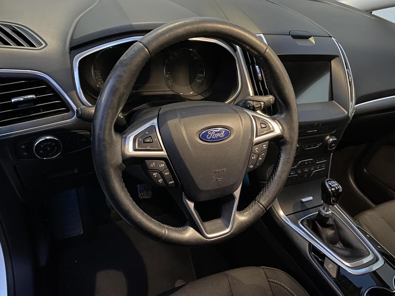 2016 Ford S-Max - 12