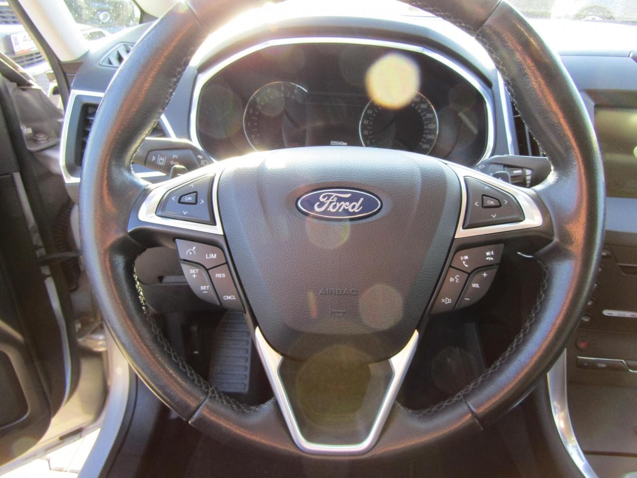 2017 Ford S-Max - 15