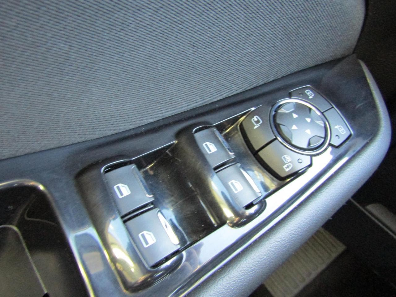 2017 Ford S-Max - 12