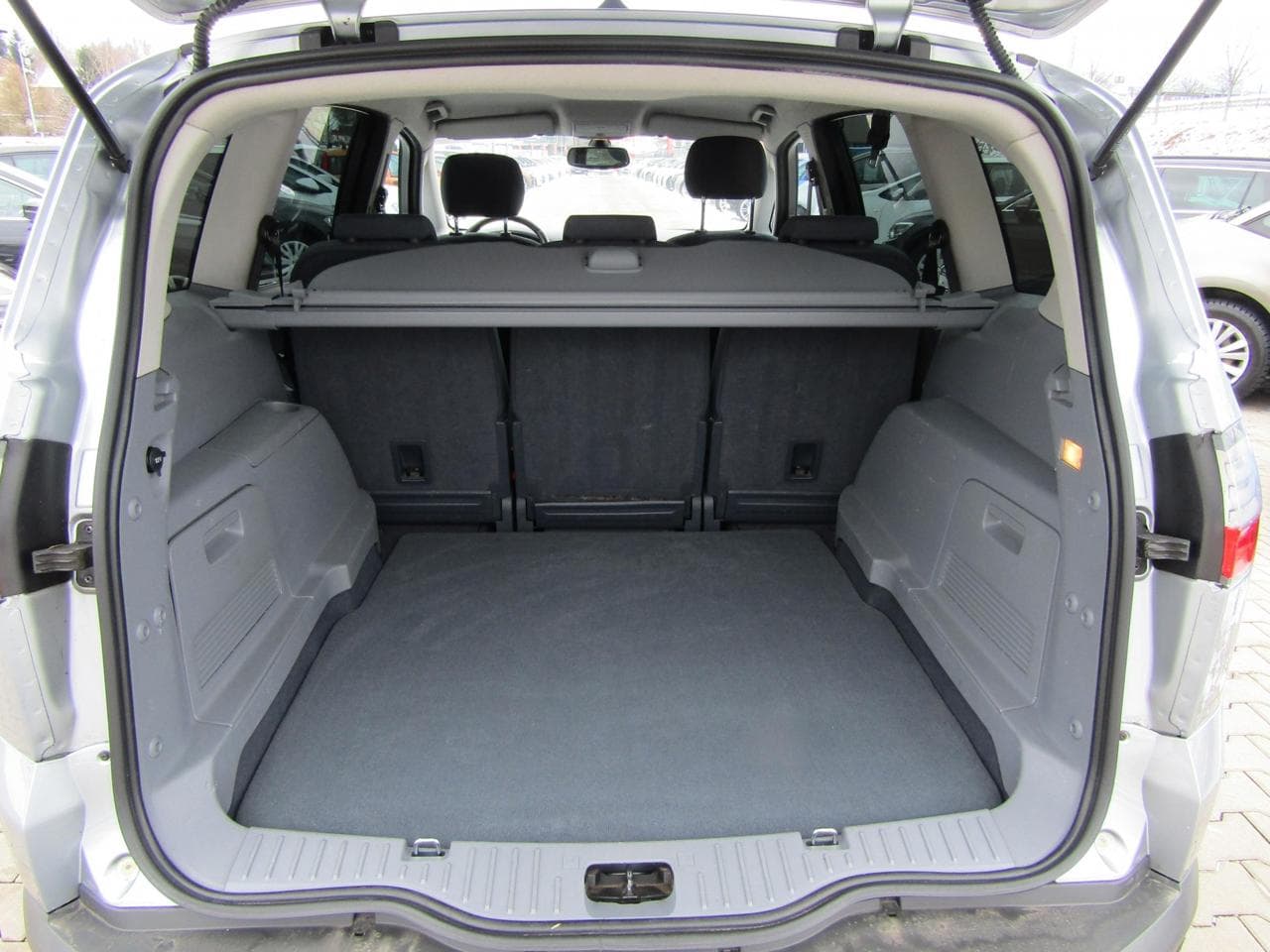2009 Ford S-MAX - 7