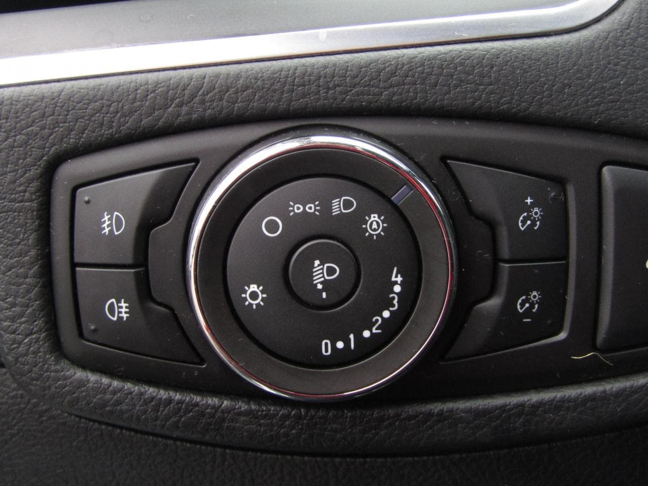 2016 Ford S-MAX - 12