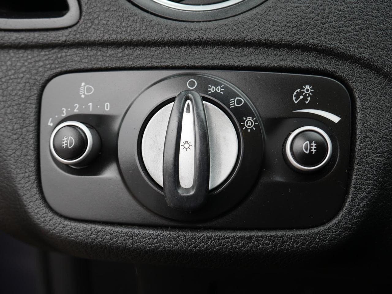 2012 Ford S-MAX - 15