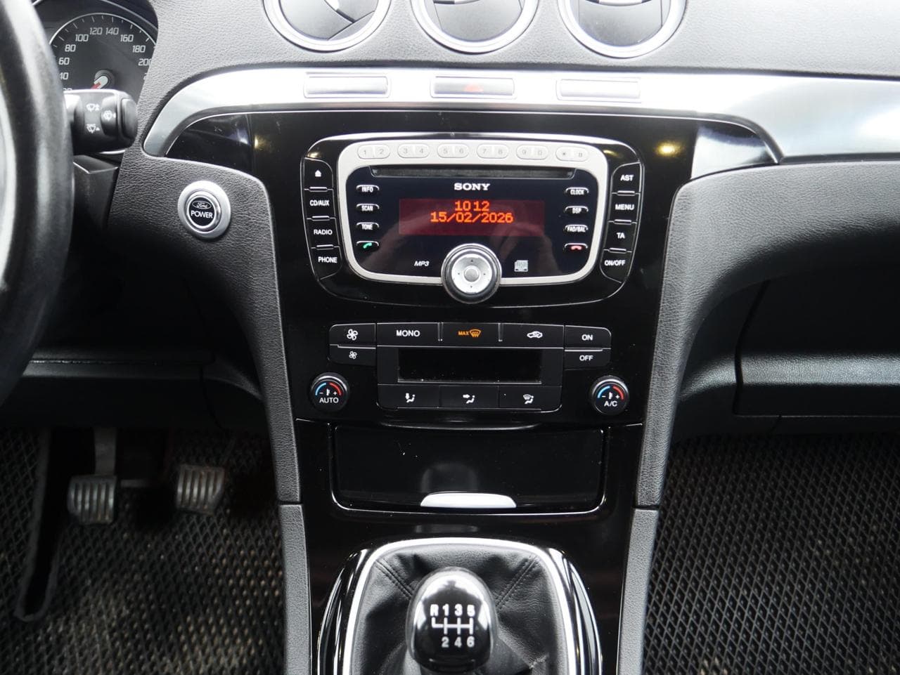 2012 Ford S-MAX - 11