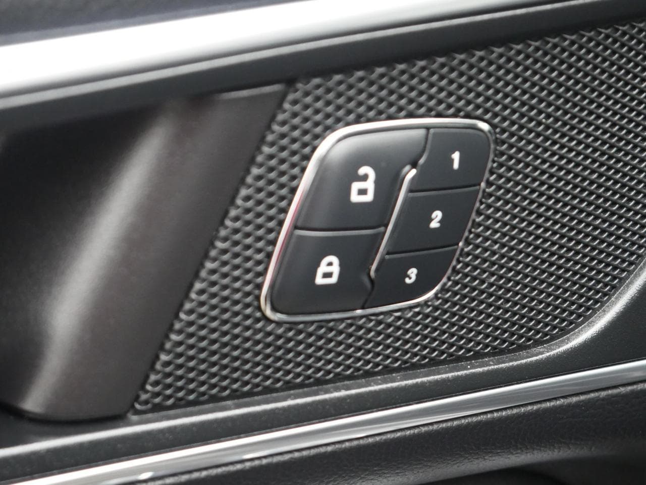 2016 Ford S-MAX - 18