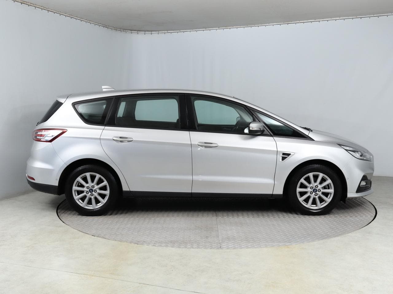 2021 Ford S-Max - 8