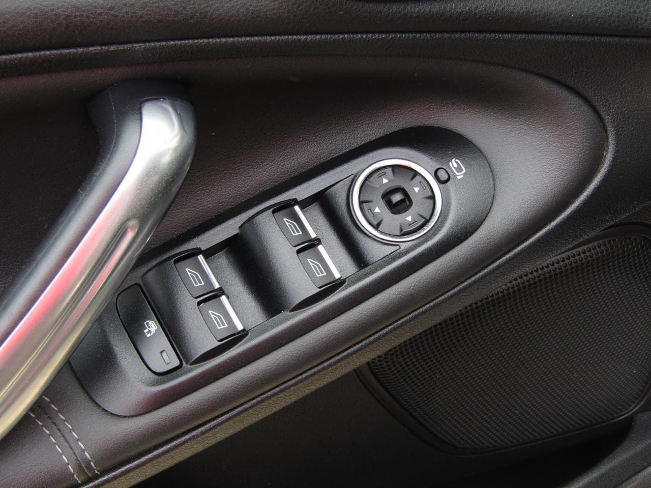 2014 Ford S-Max - 11