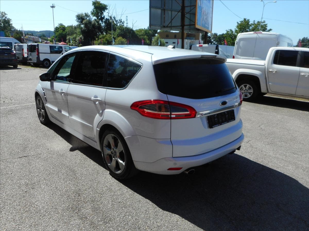 Ford S-Max - 7