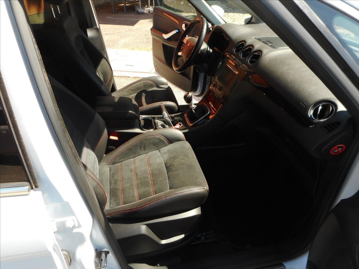 Ford S-Max - 20