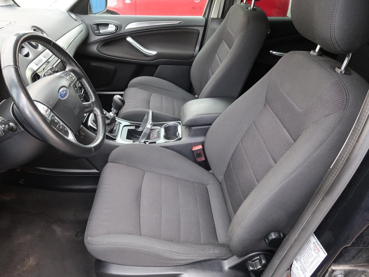 2013 Ford S-Max - 16