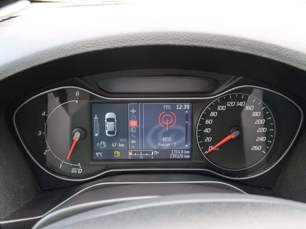 2013 Ford S-Max - 17