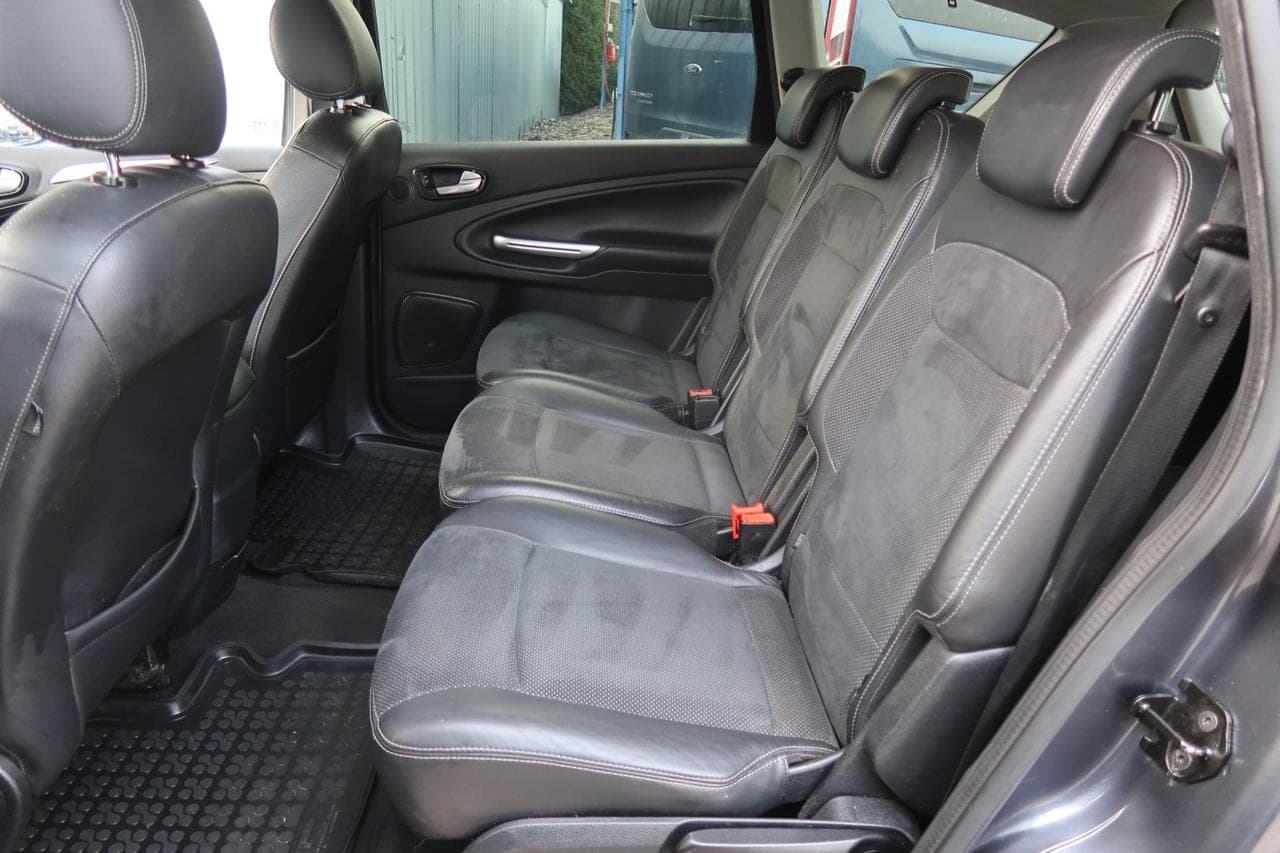 2009 Ford S-Max - 15