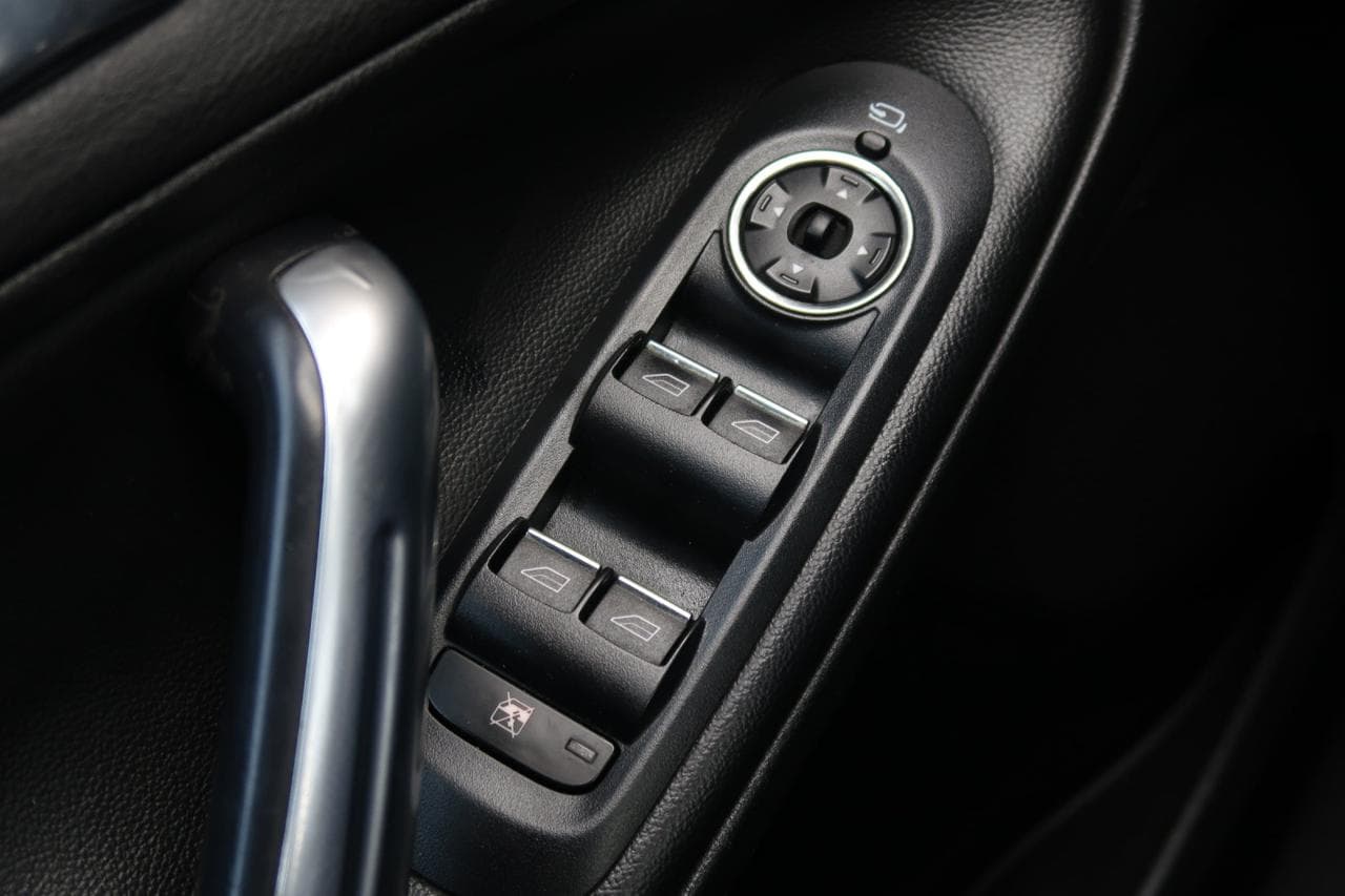 2009 Ford S-Max - 20