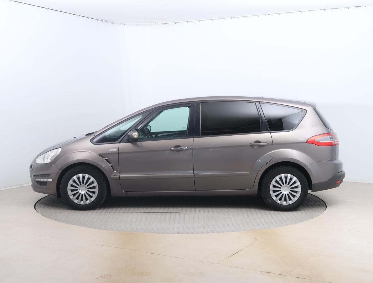 2012 Ford S-Max - 7