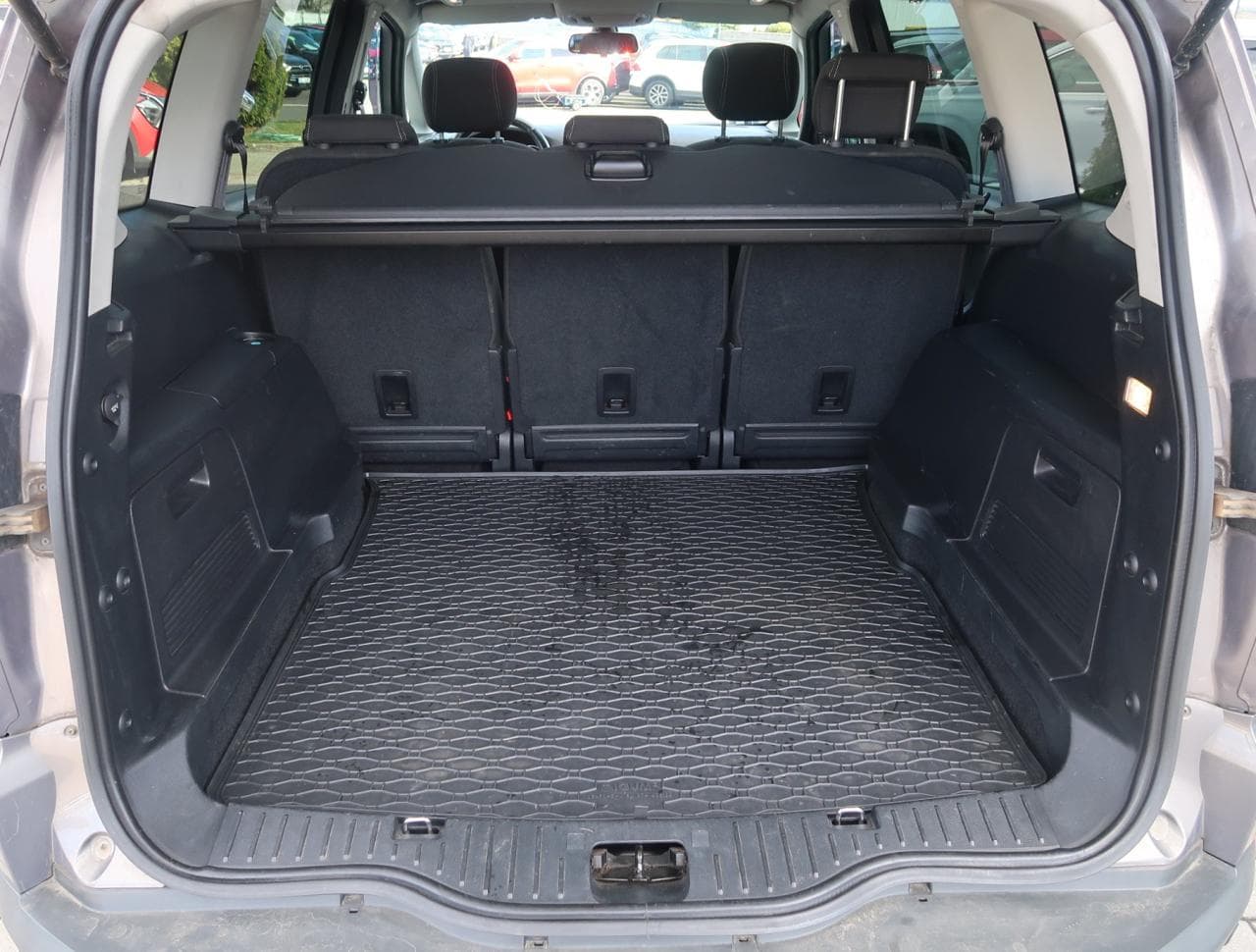 2012 Ford S-Max - 37