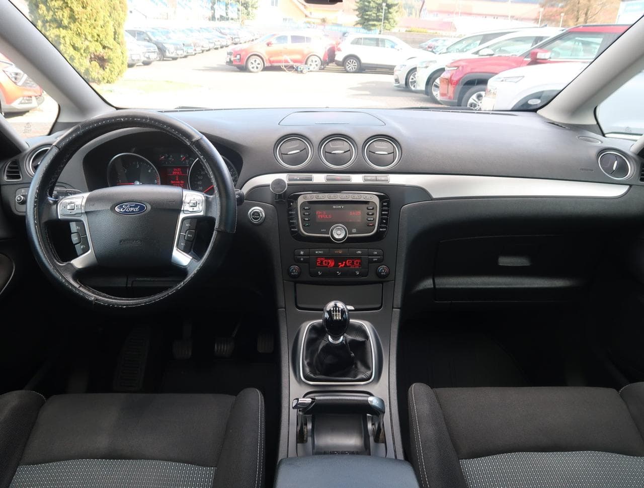 2012 Ford S-Max - 19