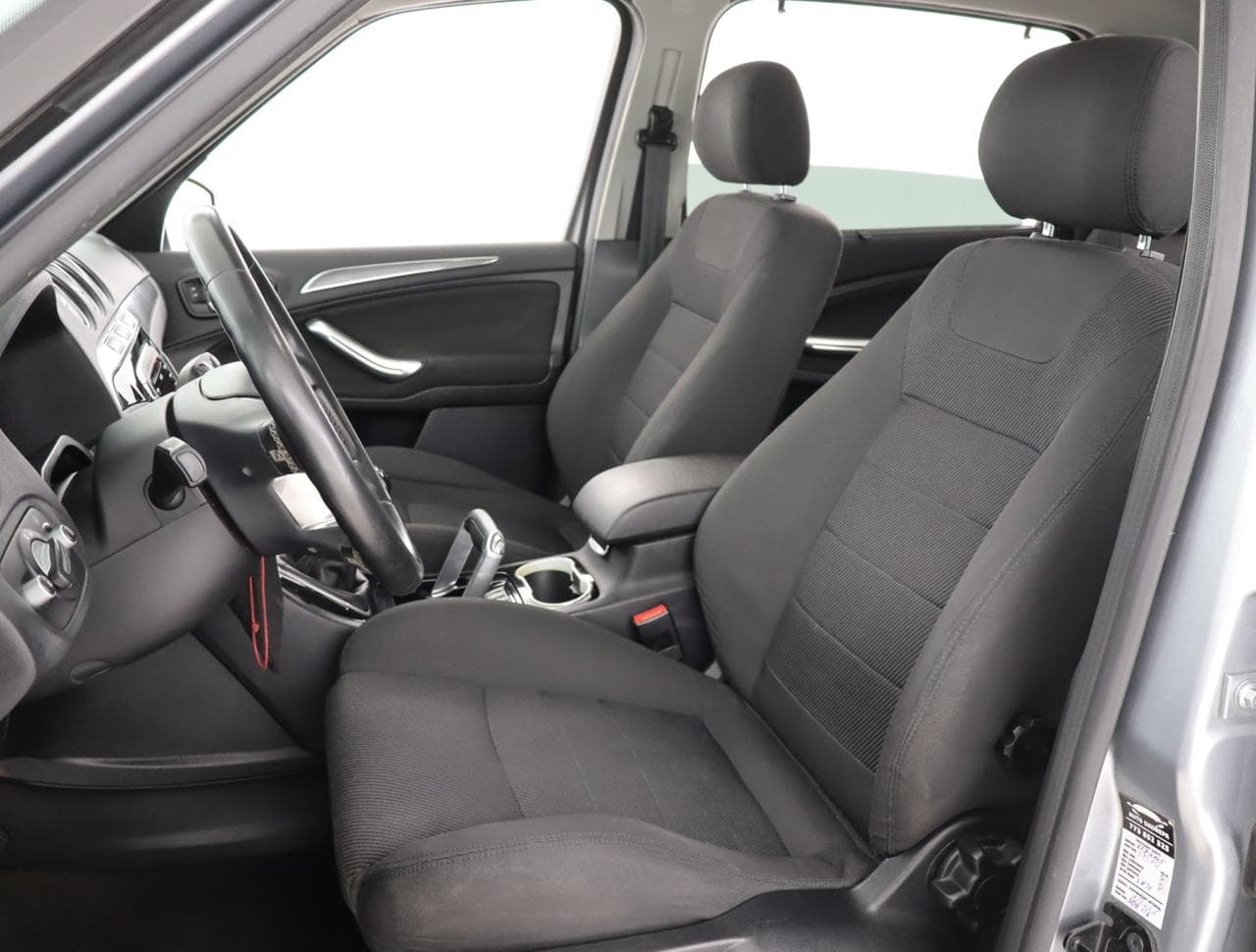 2012 Ford S-Max - 31