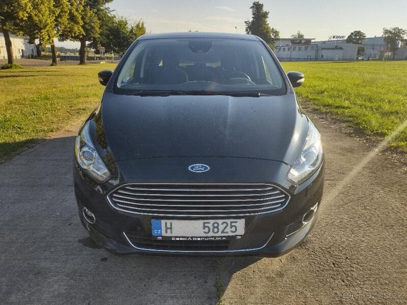 2019 Ford S-Max - 3