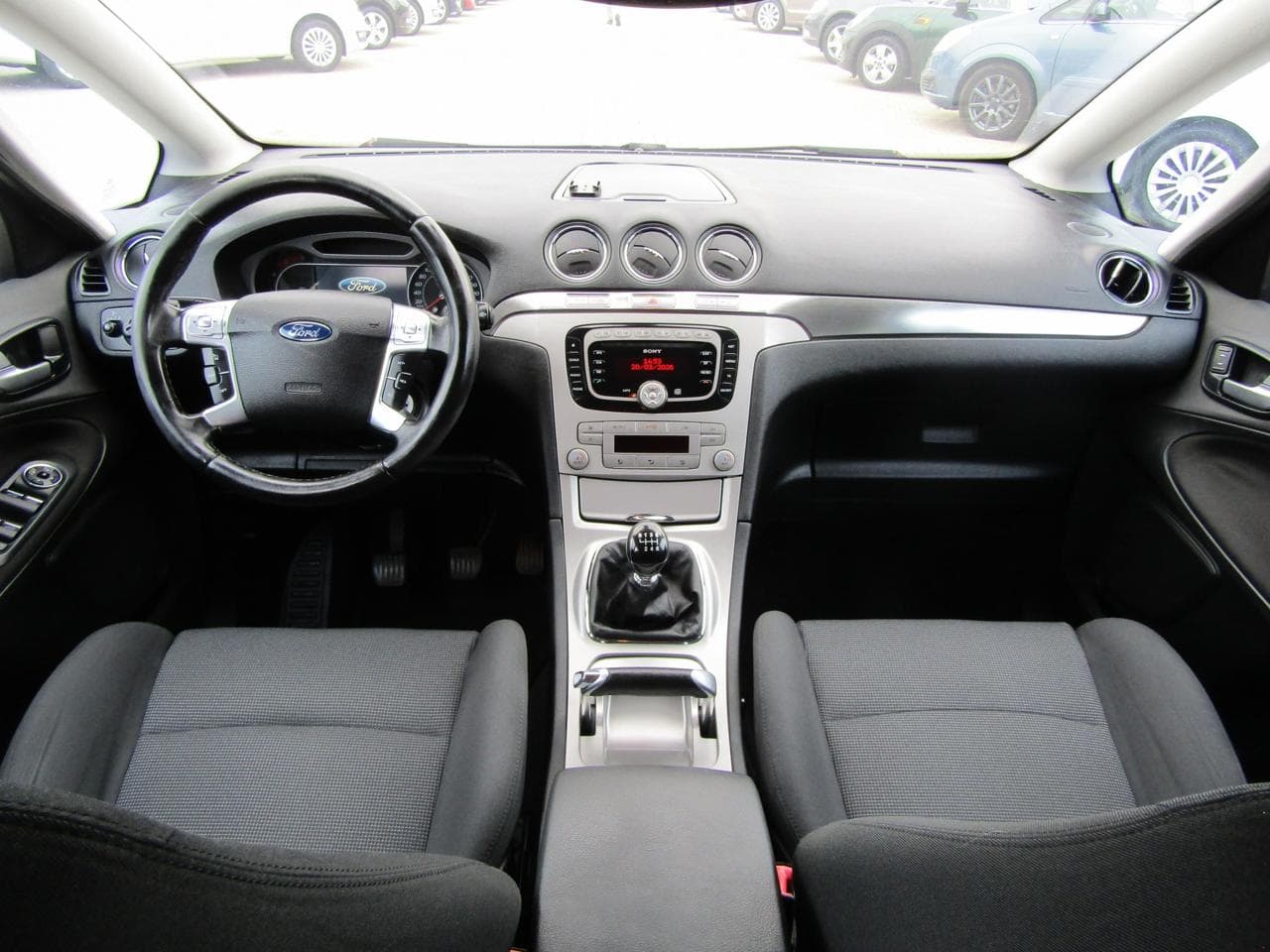 2010 Ford S-Max - 15