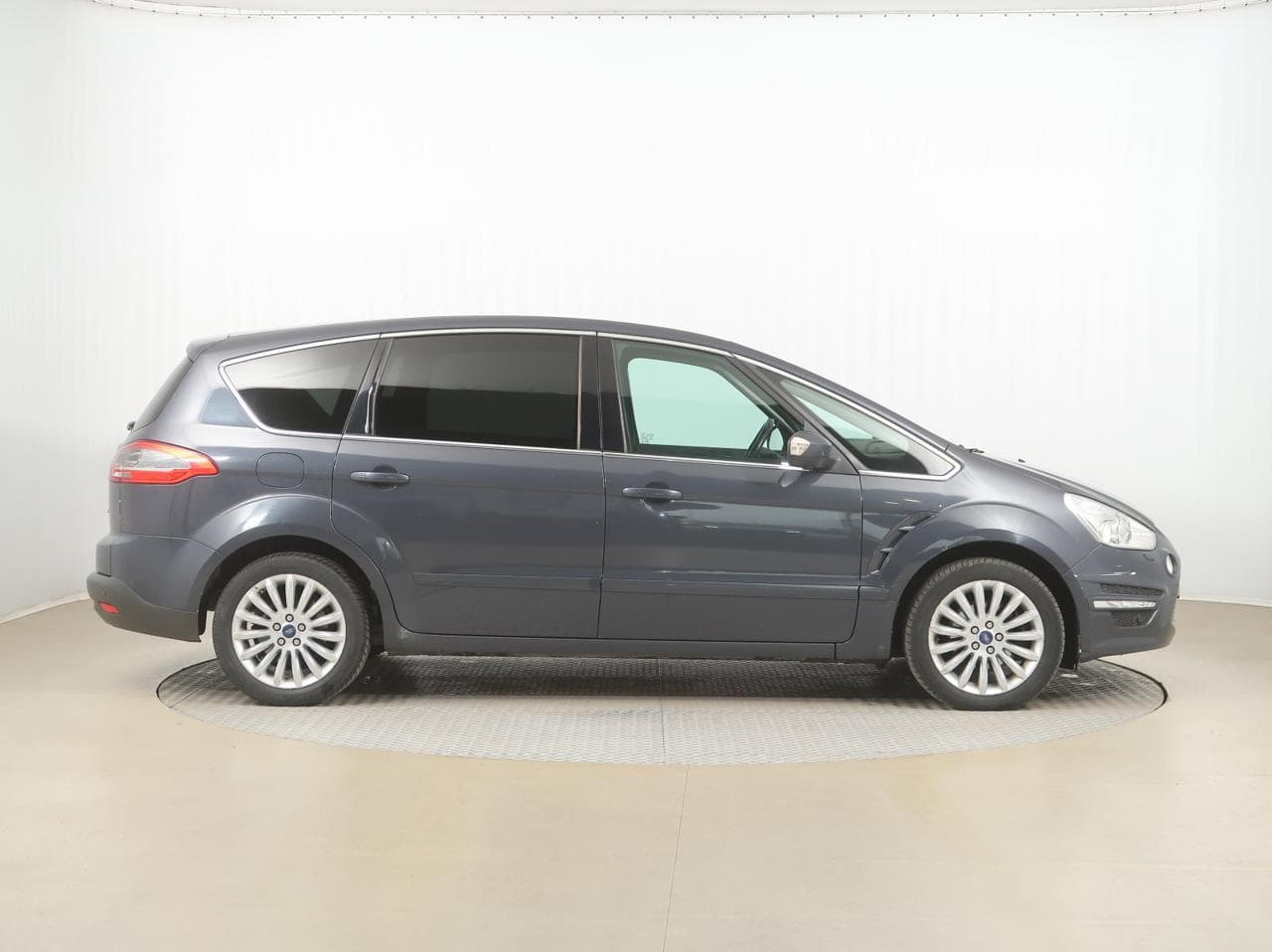 2014 Ford S-Max - 15