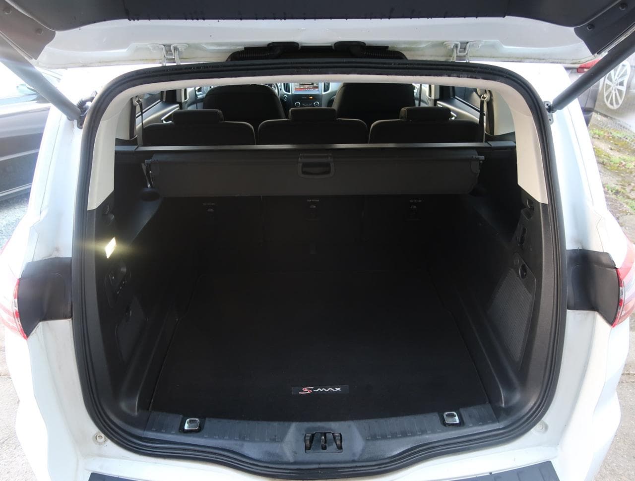 2015 Ford S-Max - 37