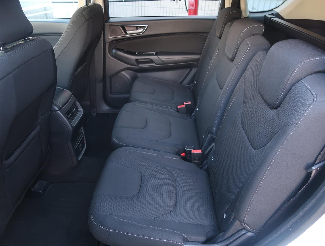 2015 Ford S-Max - 29