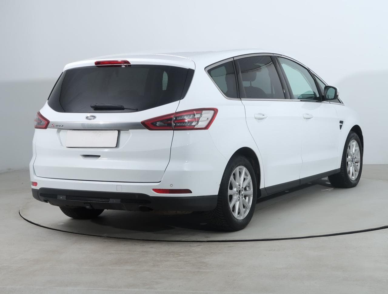 2015 Ford S-Max - 13
