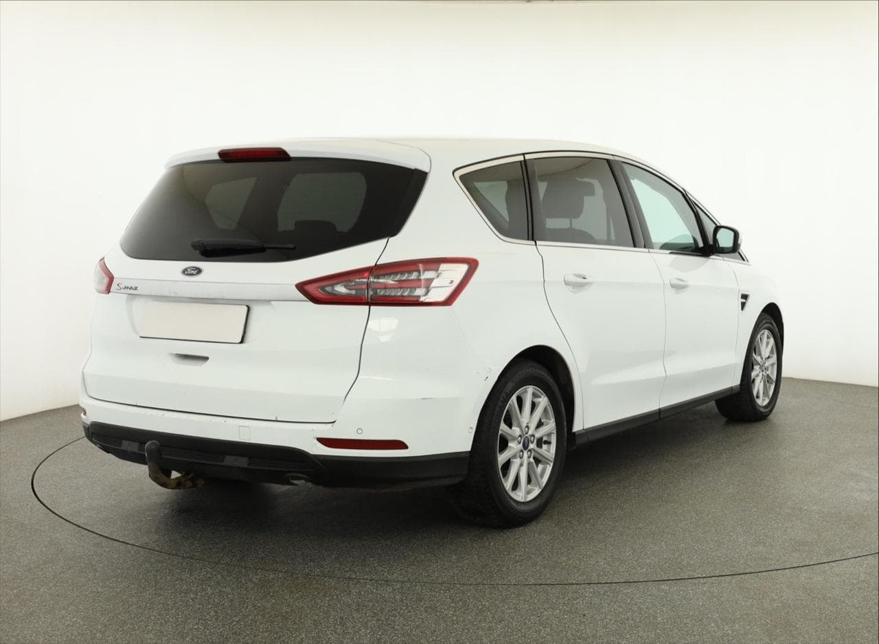 2015 Ford S-MAX - 7