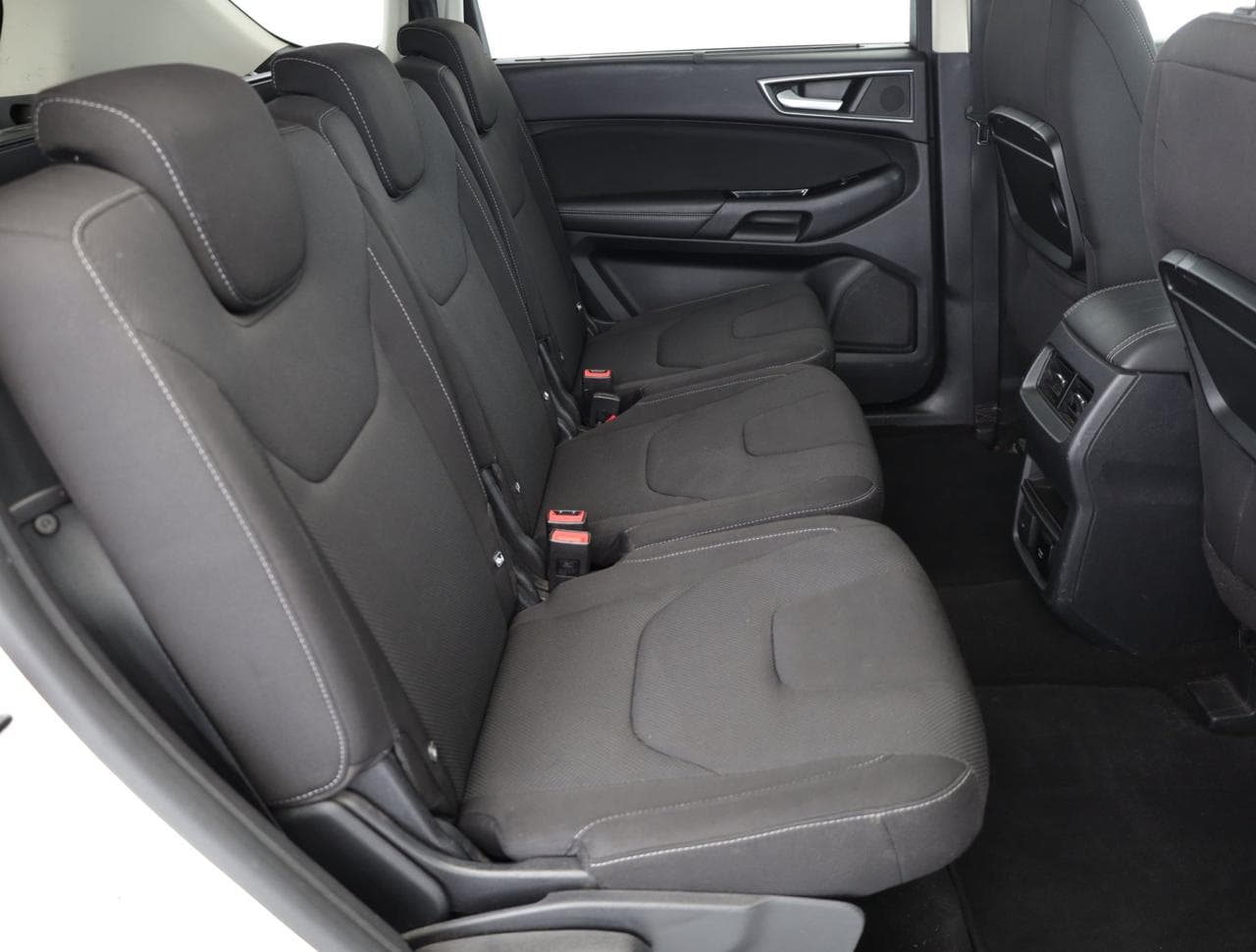 2015 Ford S-MAX - 11