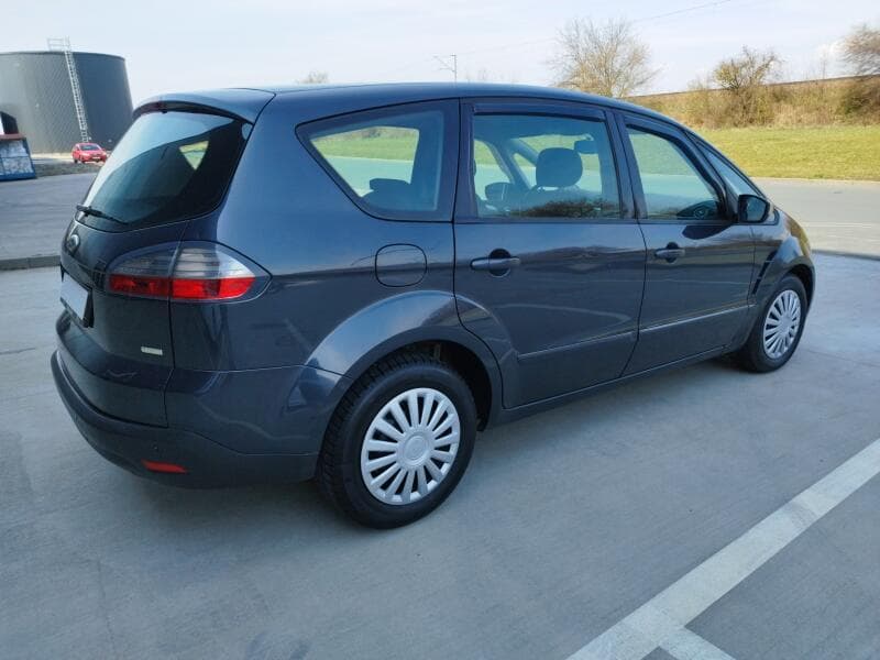 2008 Ford S-MAX - 3