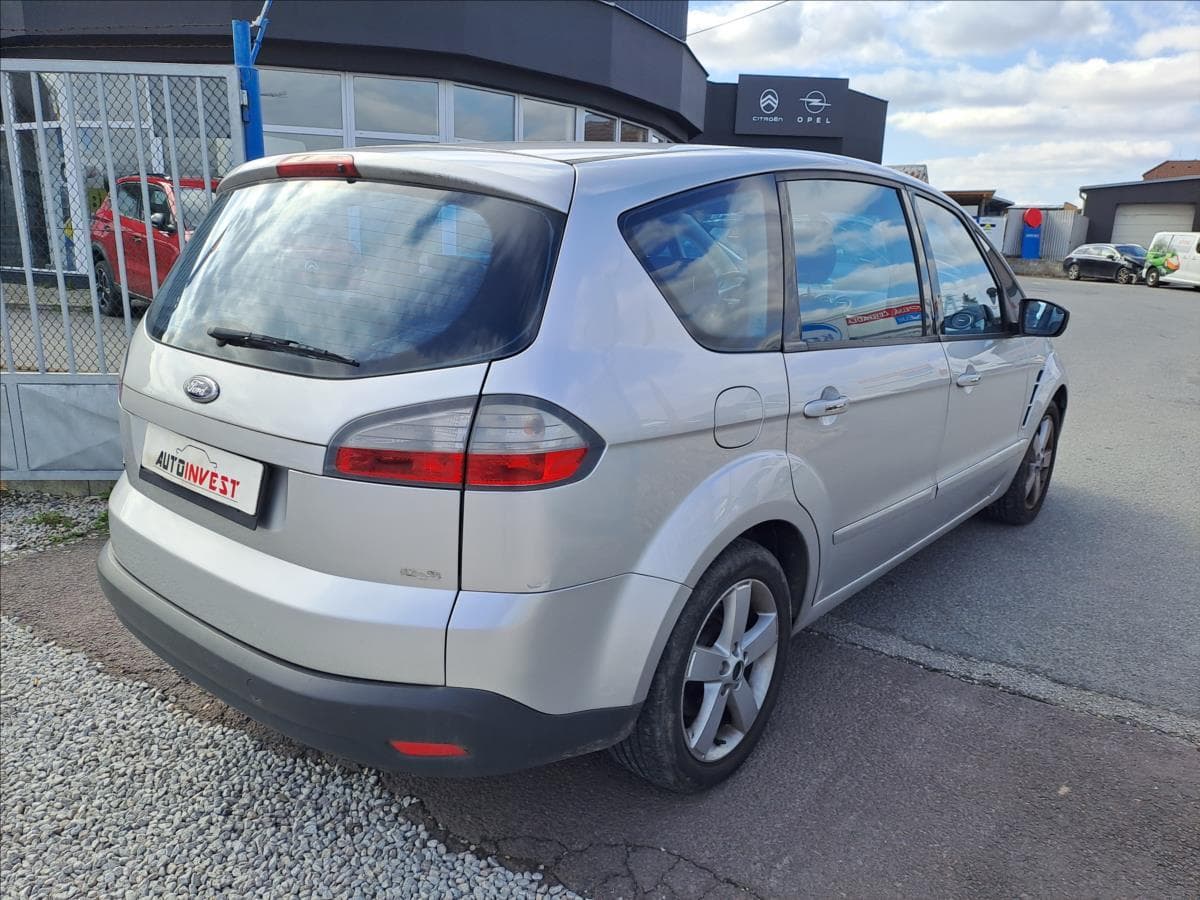 2008 Ford S-MAX - 3