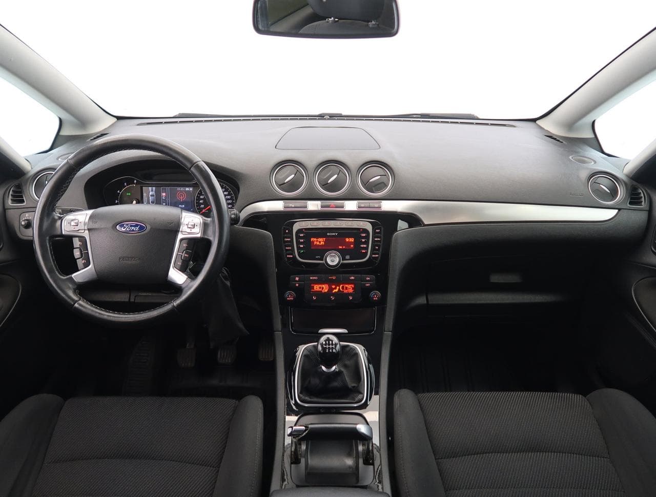 2013 Ford S-MAX - 10