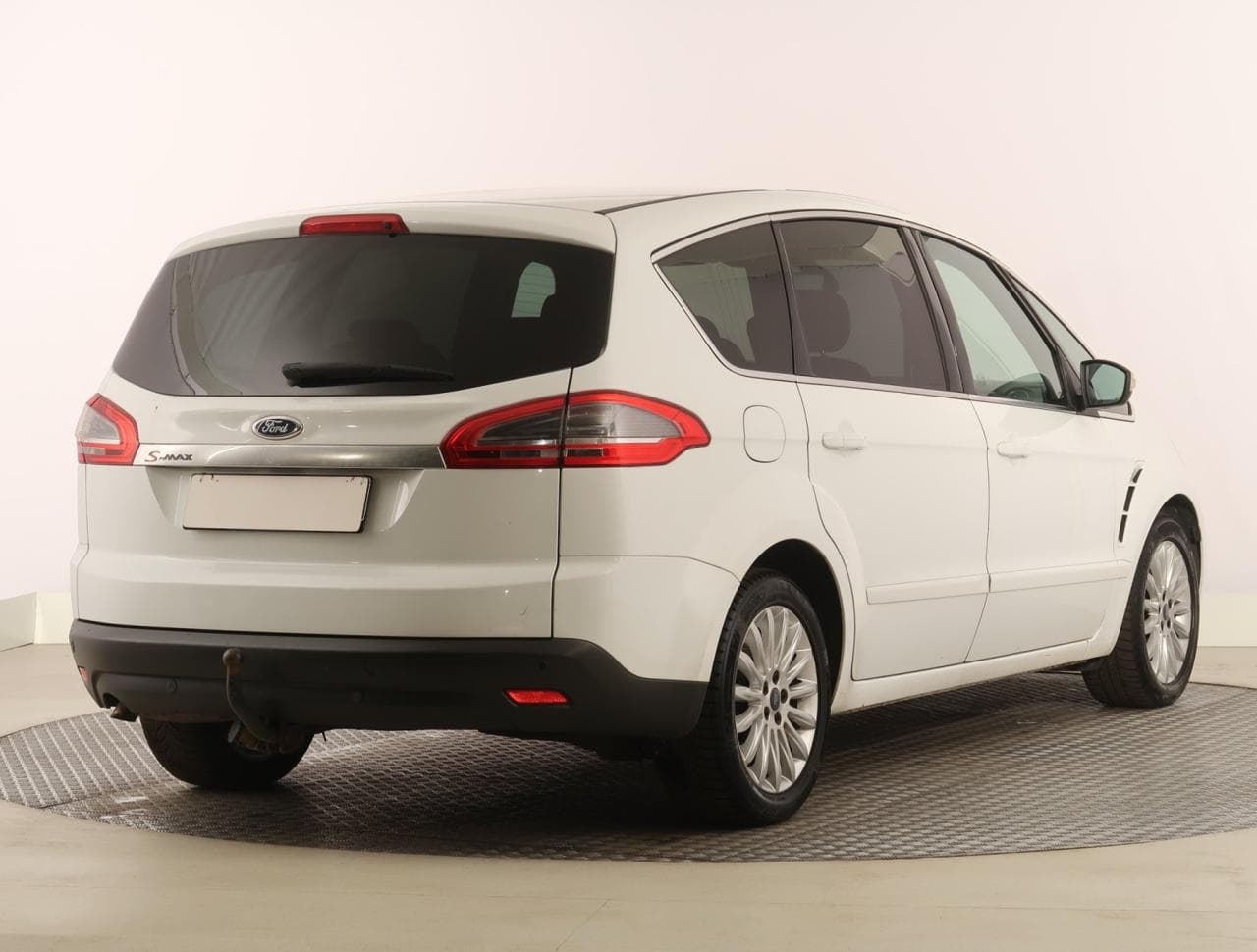 2013 Ford S-MAX - 7