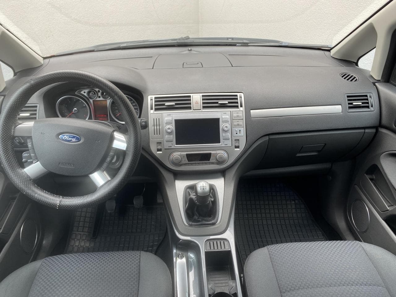 2013 Ford S-MAX - 15