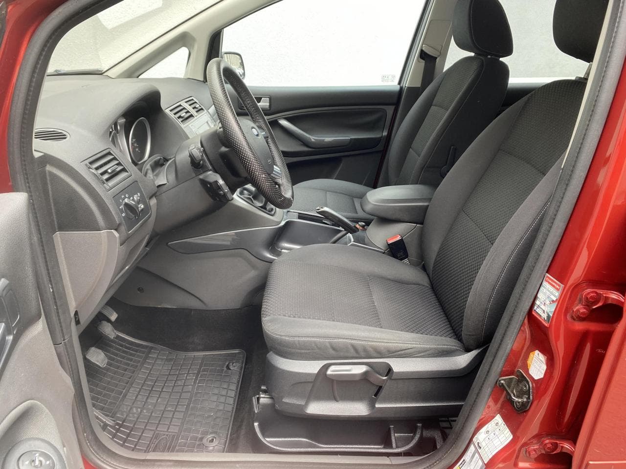 2013 Ford S-MAX - 18