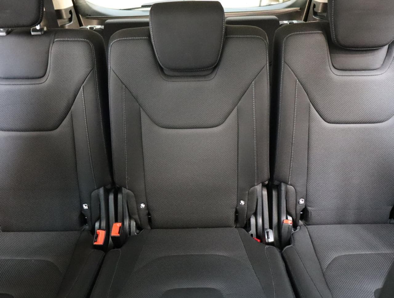 2019 Ford S-MAX - 14
