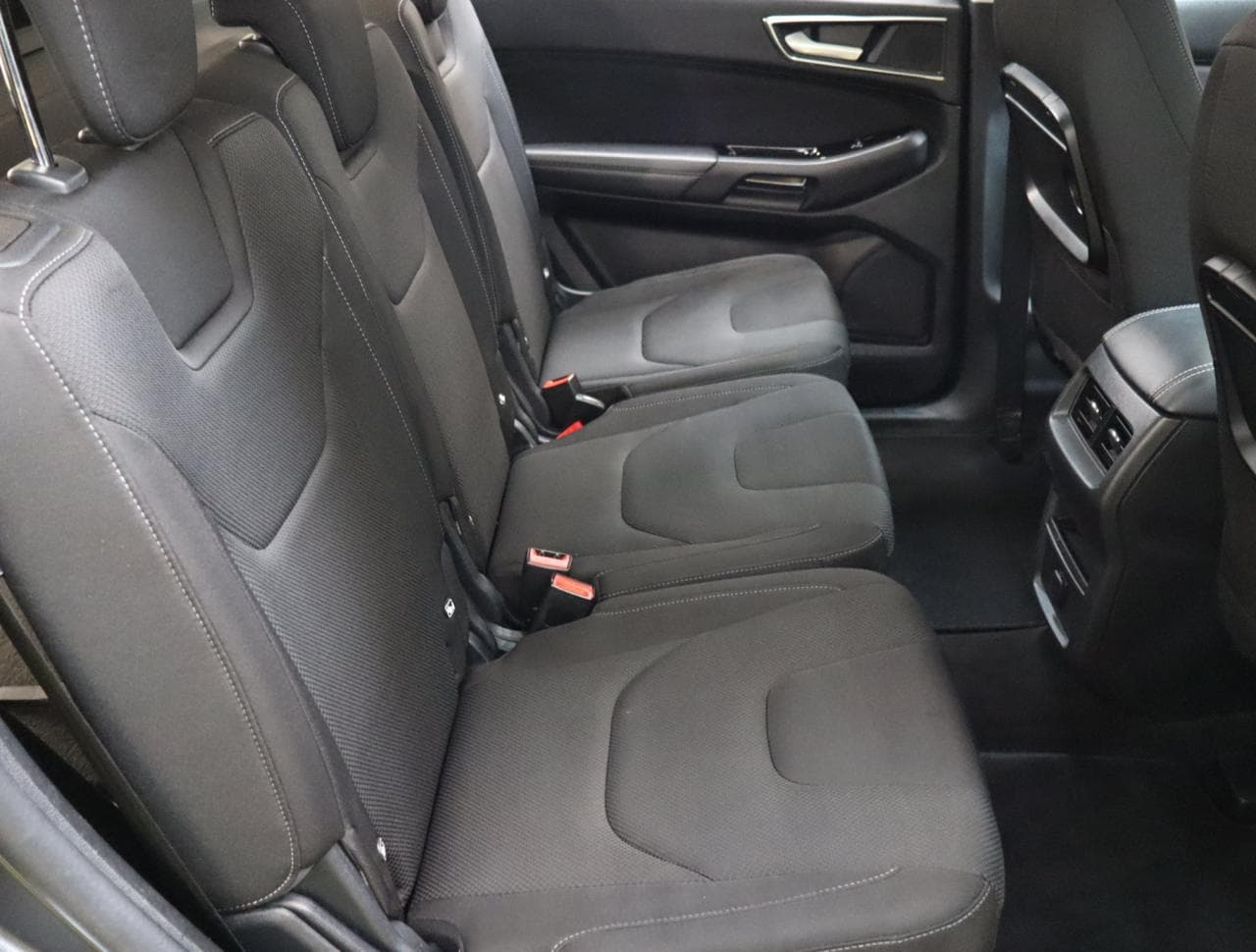 2019 Ford S-MAX - 13