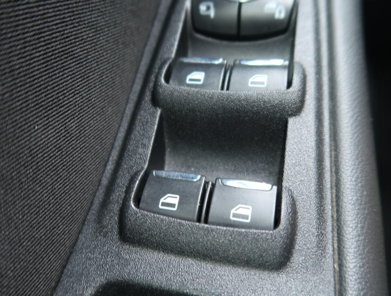 2016 Ford S-MAX - 19