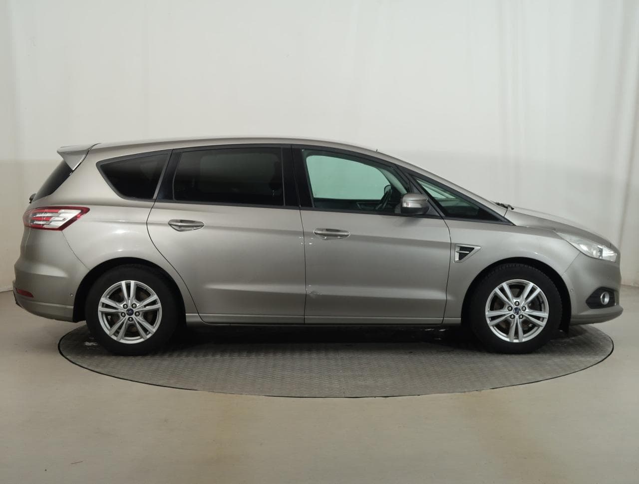 2016 Ford S-MAX - 8