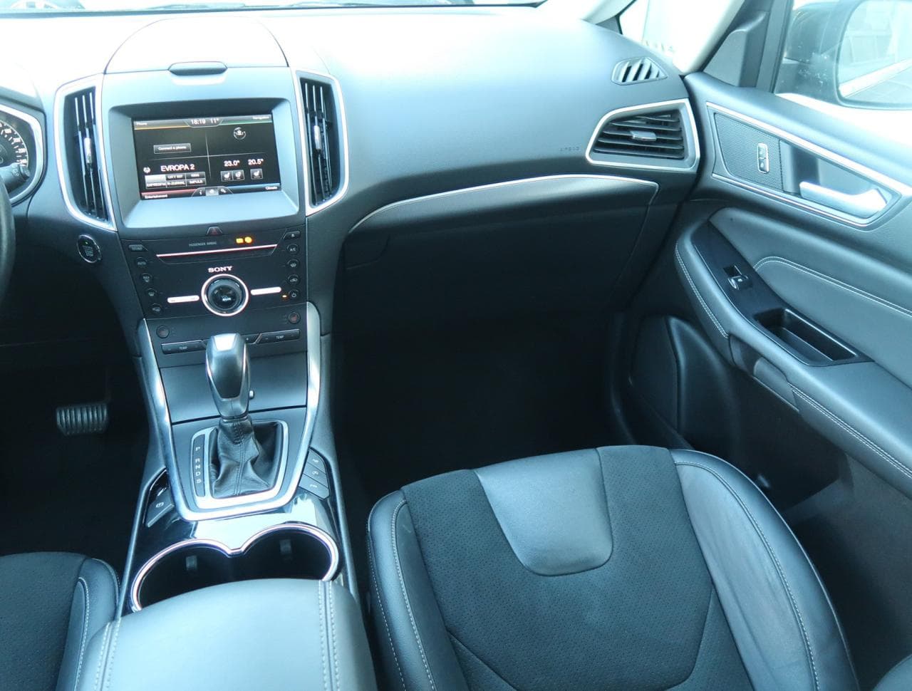 2016 Ford S-MAX - 11