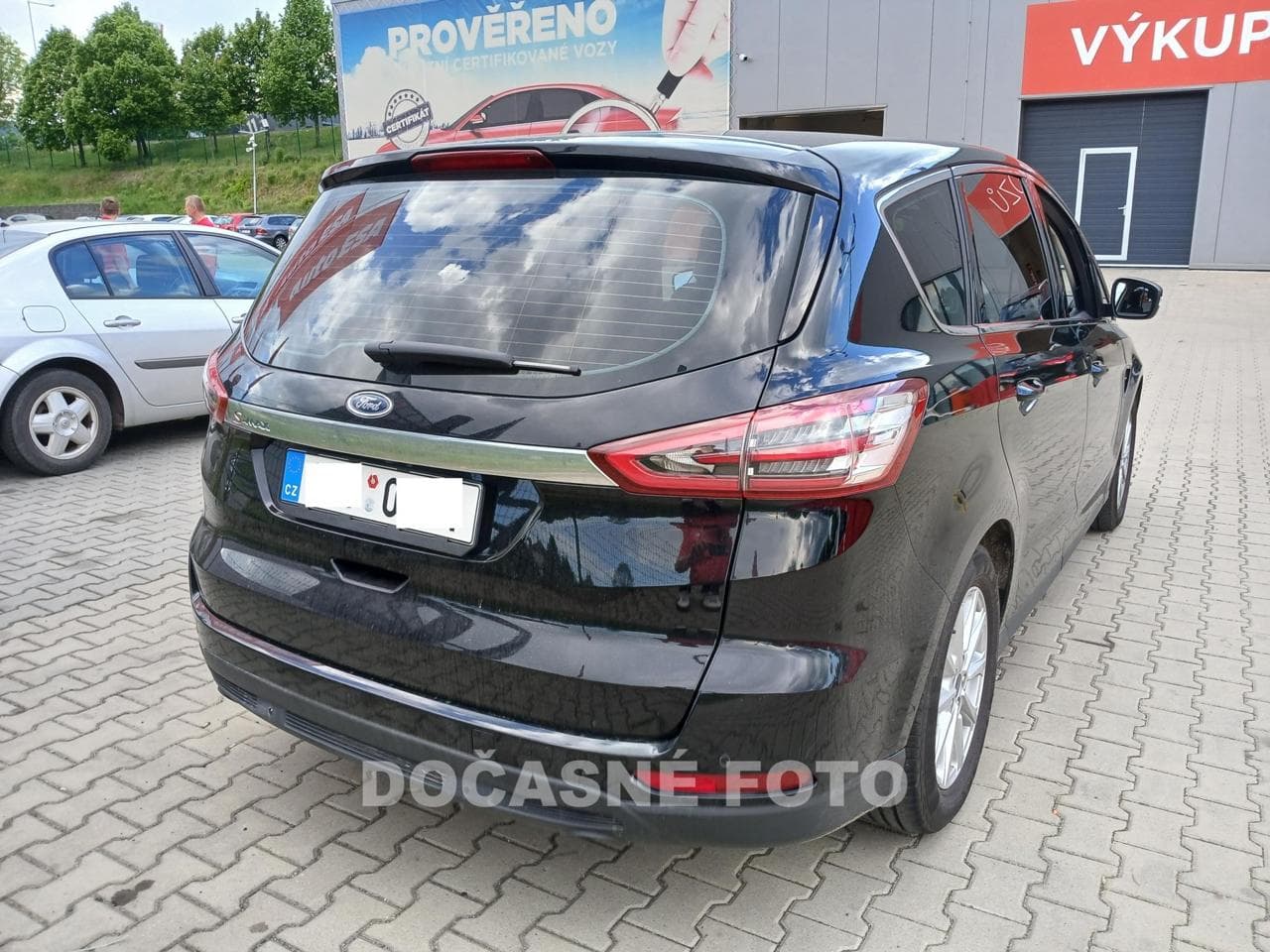 2016 Ford S-MAX - 2