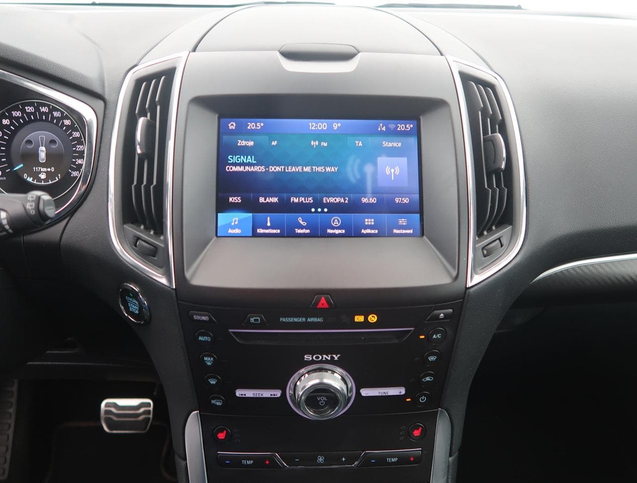 2022 Ford S-MAX - 18
