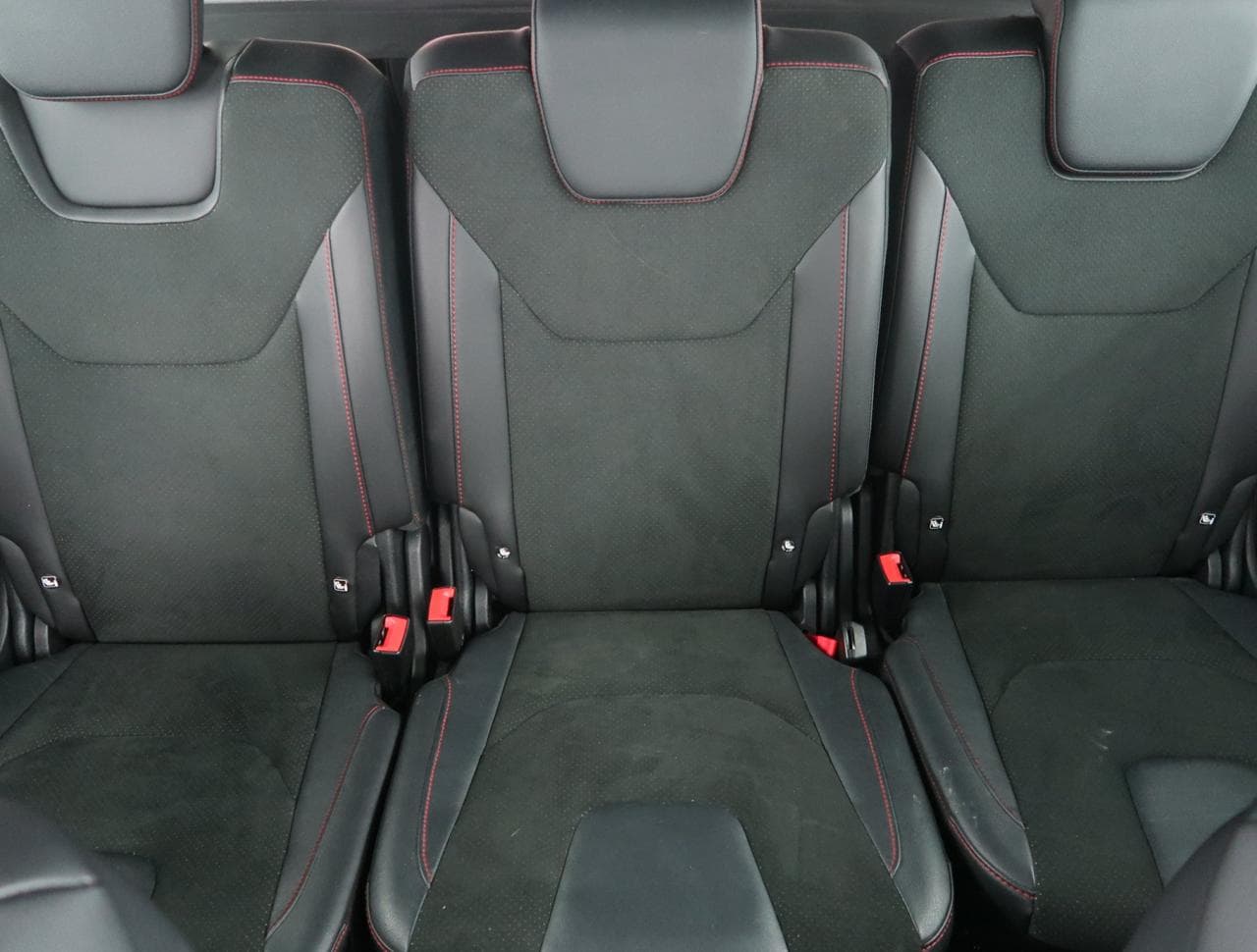 2022 Ford S-MAX - 14