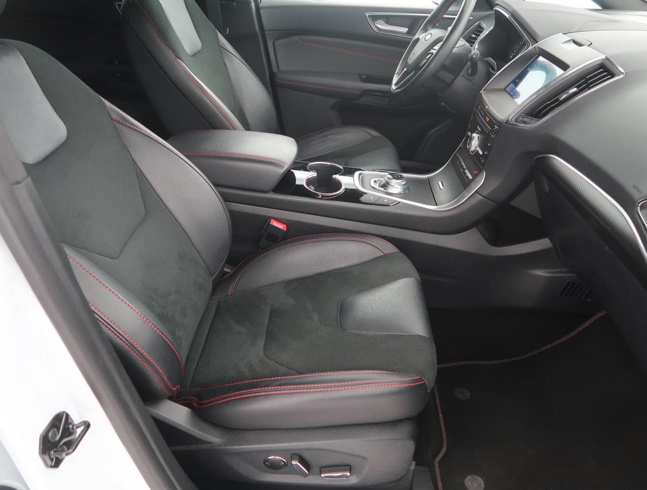 2022 Ford S-MAX - 12