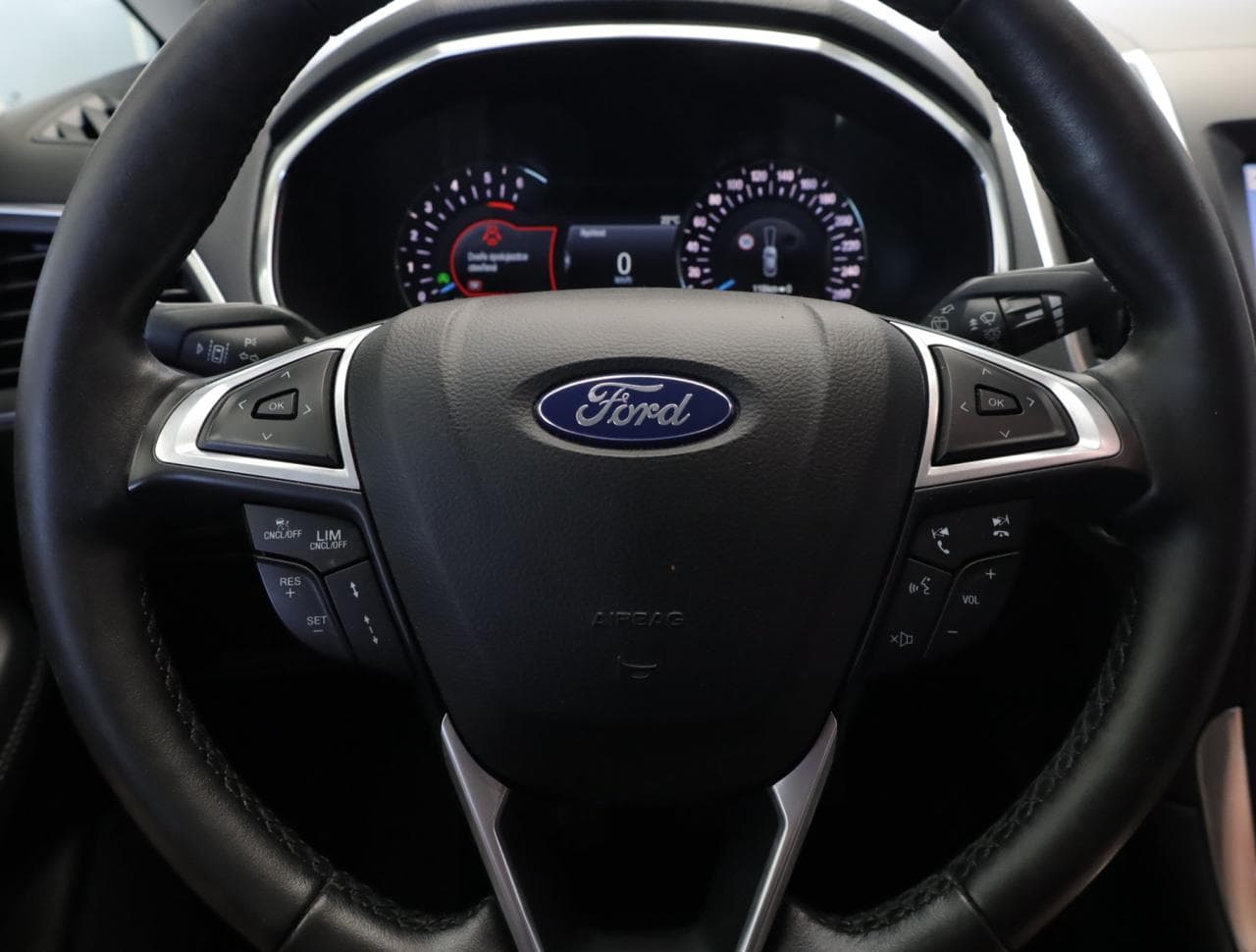 2018 Ford S-MAX - 32