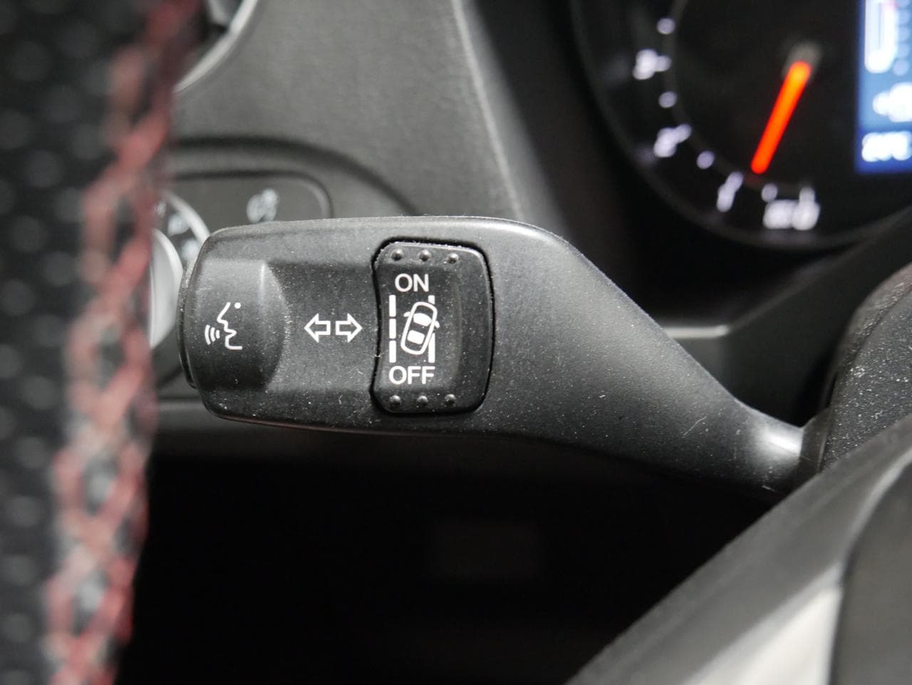 2013 Ford S-MAX - 29