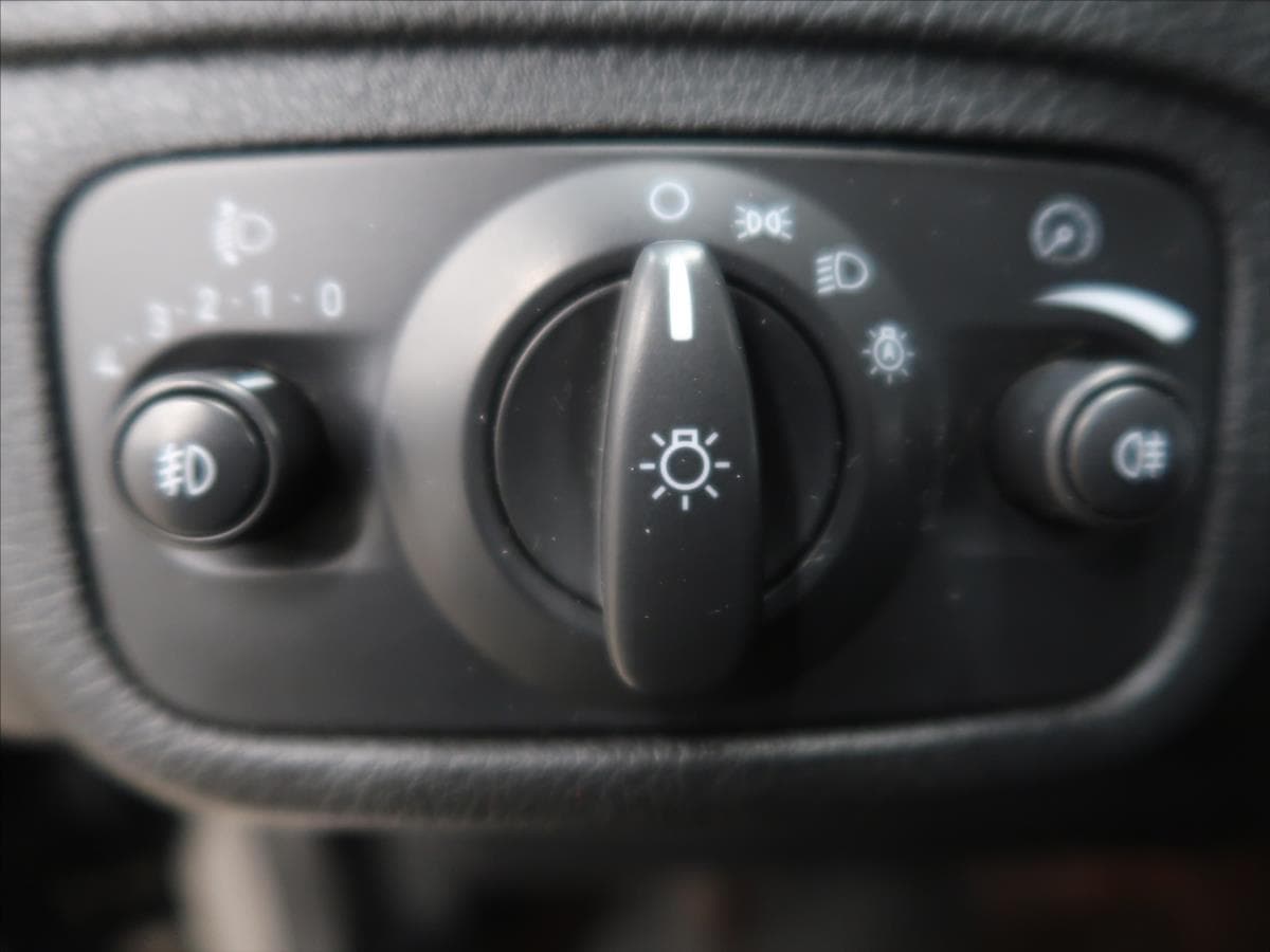 2007 Ford S-MAX - 17