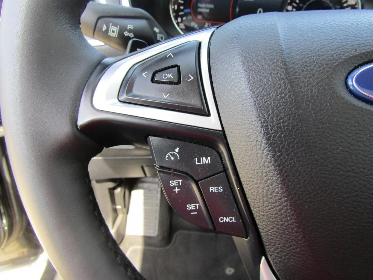 2016 Ford S-MAX - 14