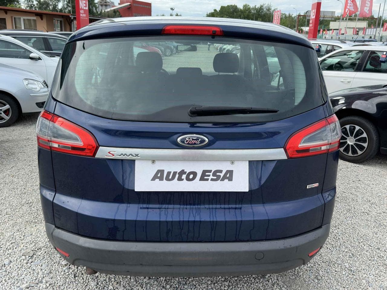 2011 Ford S-MAX - 5