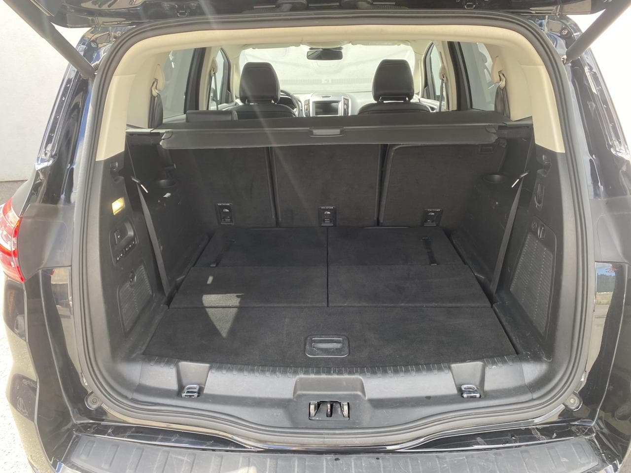 2016 Ford S-MAX - 8