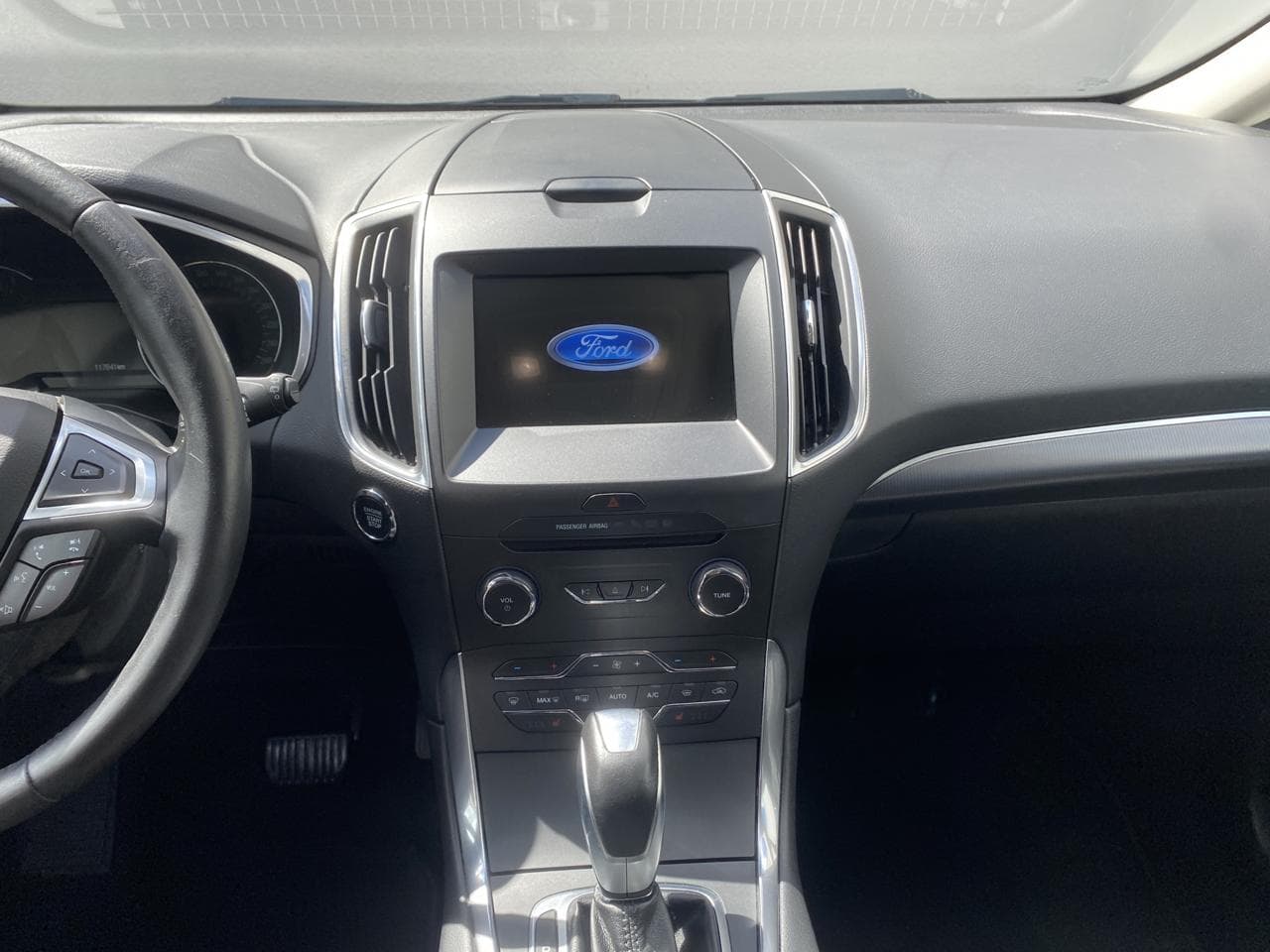 2016 Ford S-MAX - 18